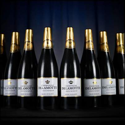 6789-Miracle-Wine-Bottles-Champagne-Complete-Set-with-Case-TCC-Magic